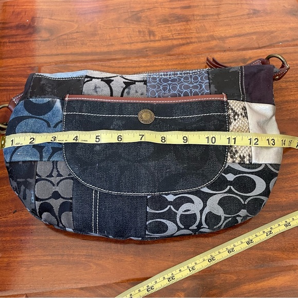 Classic coach purse - Picture 9 of 10